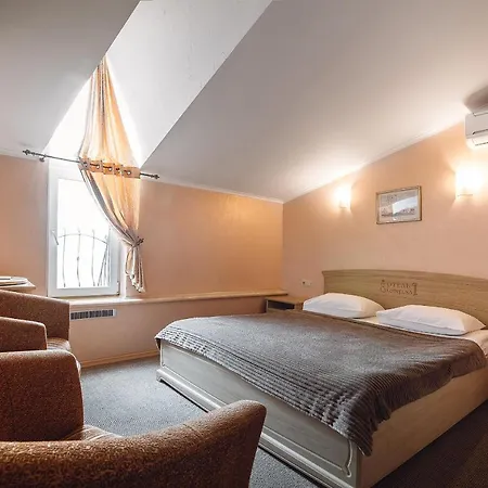Ekaterina Ii Hotel